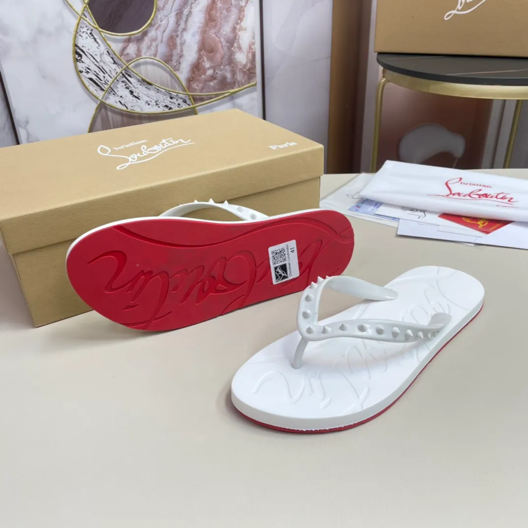 [CL red sole shoes] P: 260💰 size 38-45 Men's classic slippers, made on the official website 1:1, the original factory specializes in original materials ➖ OEM production ➖ Original ultra-light anti-slip outsole. Super fashionable and super comfortable, handsome on the feet, a must-have for men in summer! !